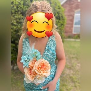 Jovani size 4 aqua sequined prom formal gown pageant dress train like new